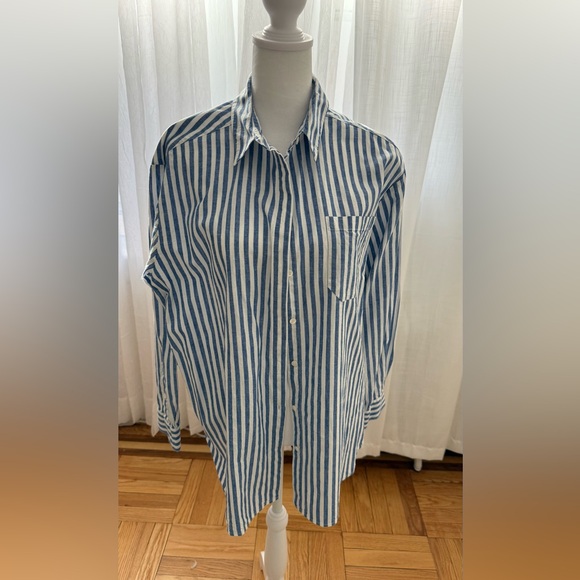 Sezane - Max Shirt - Blue and White Striped - Size 40/US 8- Perfect for Petite. - Picture 3 of 4